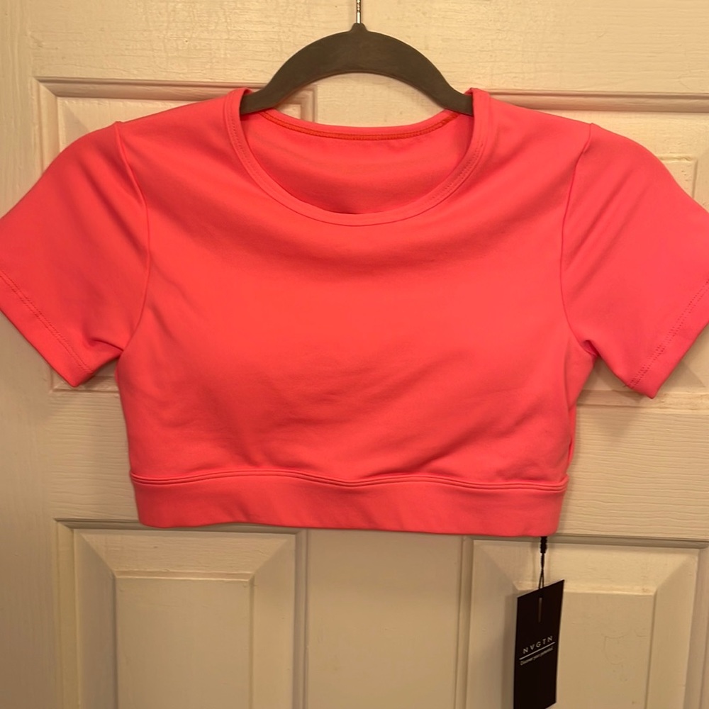 NVGTN Reveal Crop Sports Bra, XS, Pink color